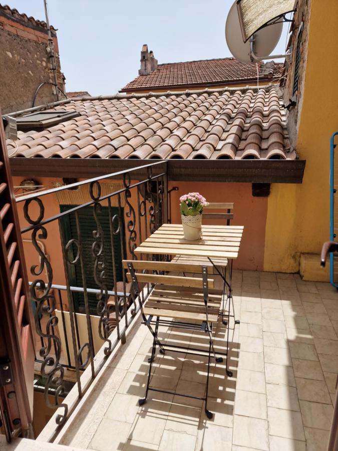 Apartment Dimora Charme *